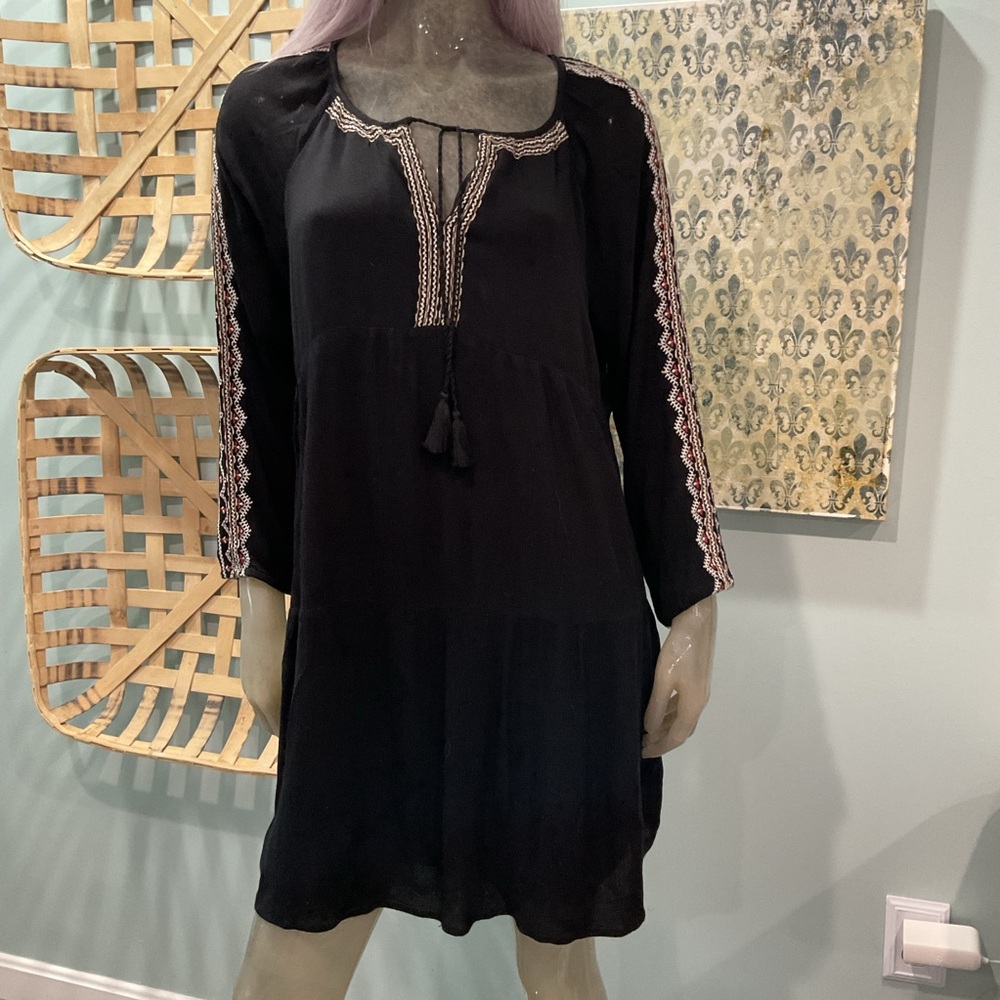 Old Navy Black Dress / Tunic with Embroidered Sleeves